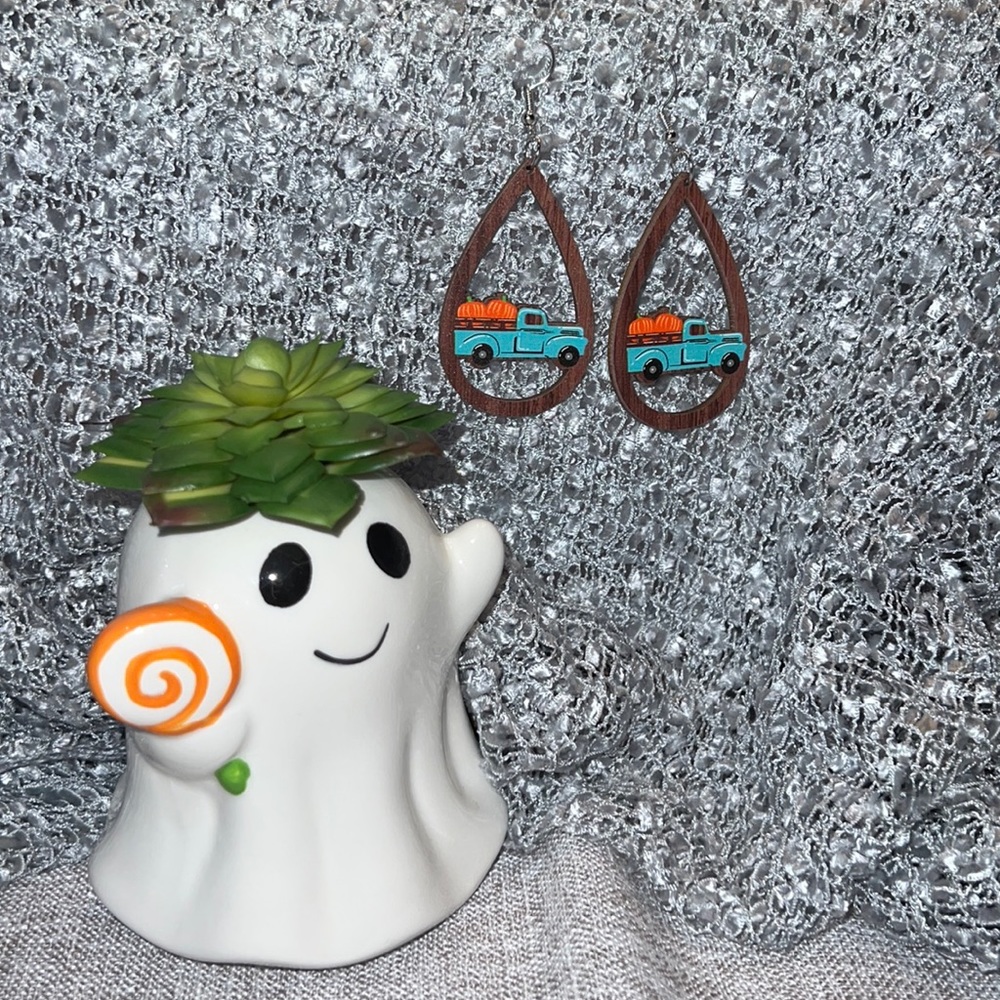 🍁Happy Fall Pumpkin Pickup Truck Earrings🍁